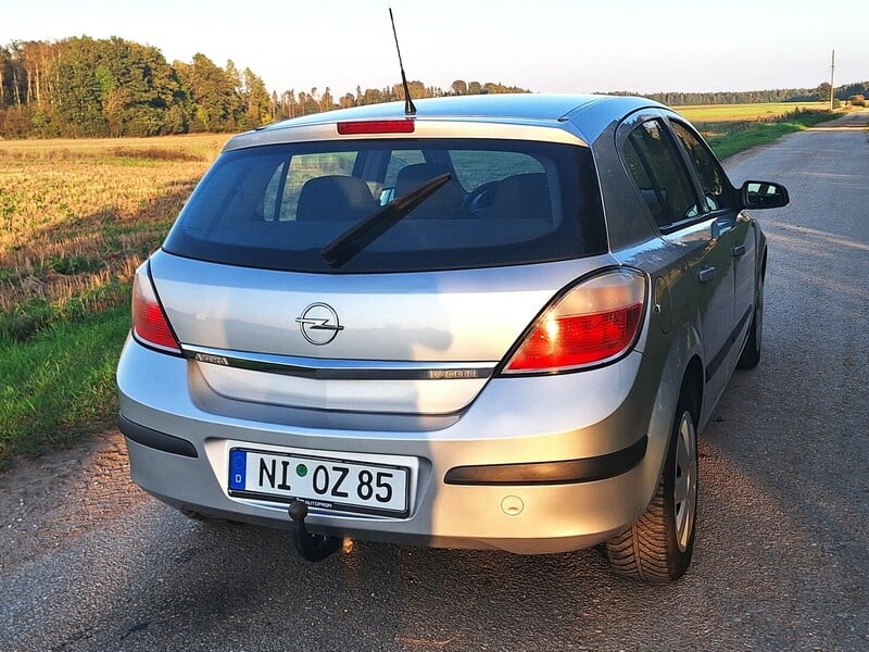 Photo 6 - Opel Astra H 2004 y