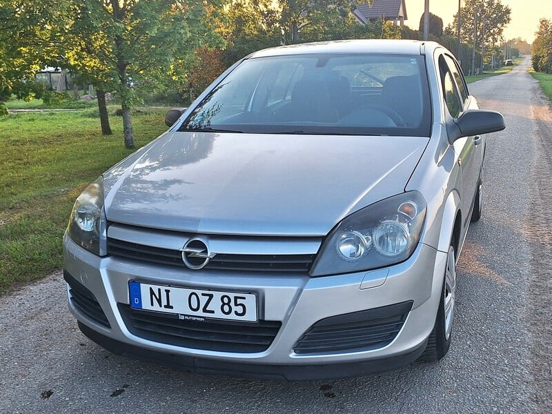 Photo 2 - Opel Astra H 2004 y