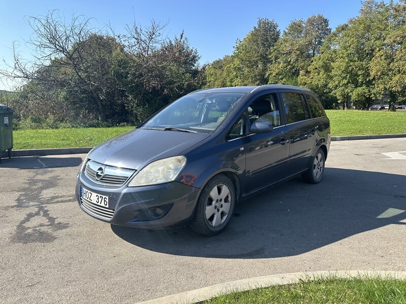 Opel Zafira 2008 г Минивэн