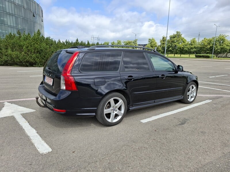 Фотография 13 - Volvo V50 2008 г Универсал