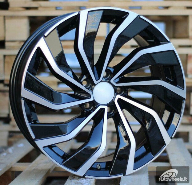 Фотография 1 - Autowheels VW Ventura Style Golf, Passat литые R17 диски