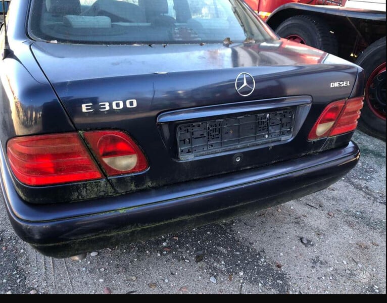 Nuotrauka 5 - Mercedes-Benz E 300 1998 m Sedanas