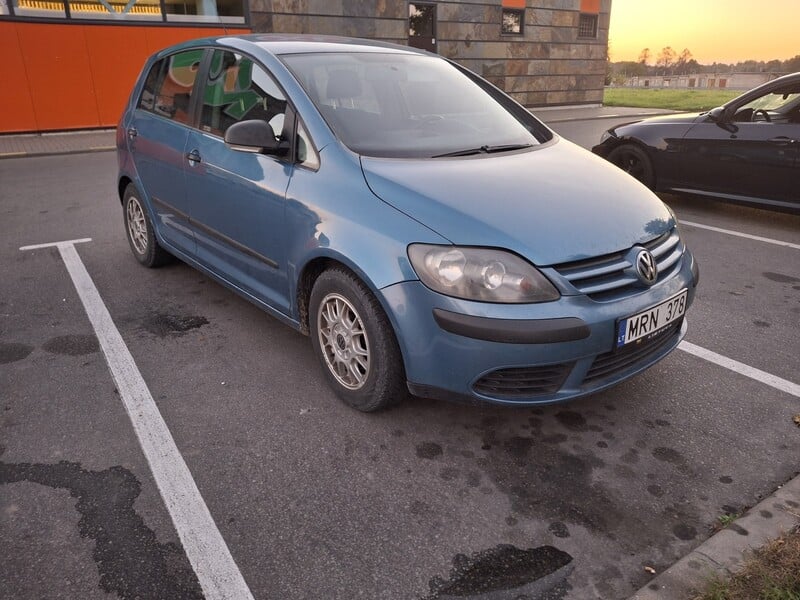 Volkswagen Golf Plus 2006 г Хэтчбек