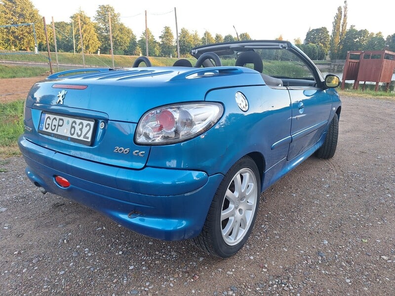 Photo 6 - Peugeot 206 CC 2003 y Convertible