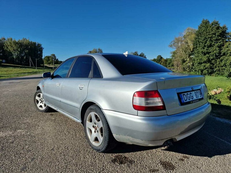 Фотография 9 - Audi A4 1996 г Седан