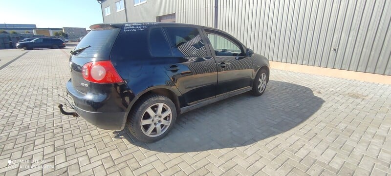 Photo 4 - Volkswagen Golf 2005 y parts