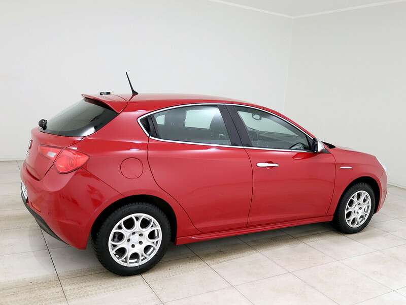 Nuotrauka 3 - Alfa Romeo Giulietta 2014 m Hečbekas