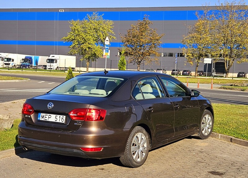 Nuotrauka 2 - Volkswagen Jetta VI 2011 m