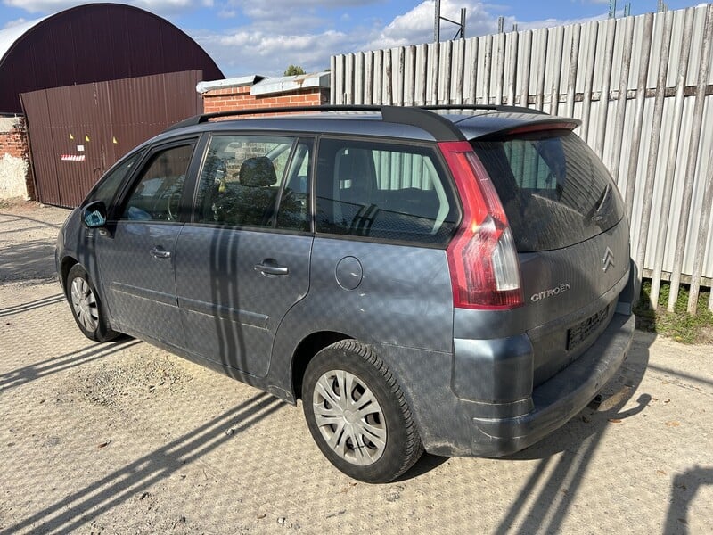 Photo 3 - Citroen C4 Picasso 2007 y parts