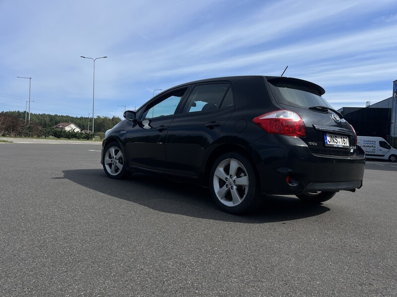 Nuotrauka 3 - Toyota Auris 2011 m Hečbekas