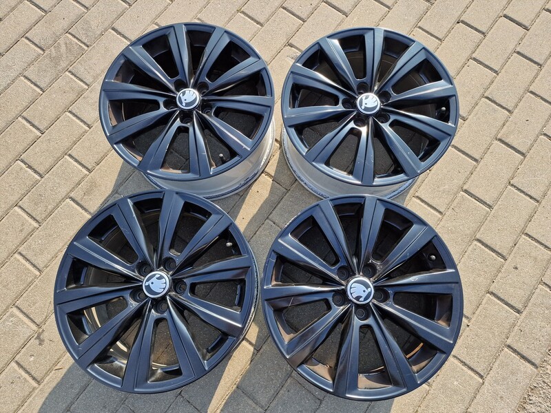 Skoda Fabia, Rapid Fabia light alloy R16 rims