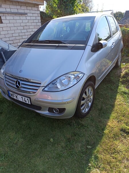 Photo 2 - Mercedes-Benz 200 CDI 2006 y