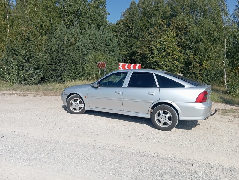 Opel Vectra 2001 г Хэтчбек