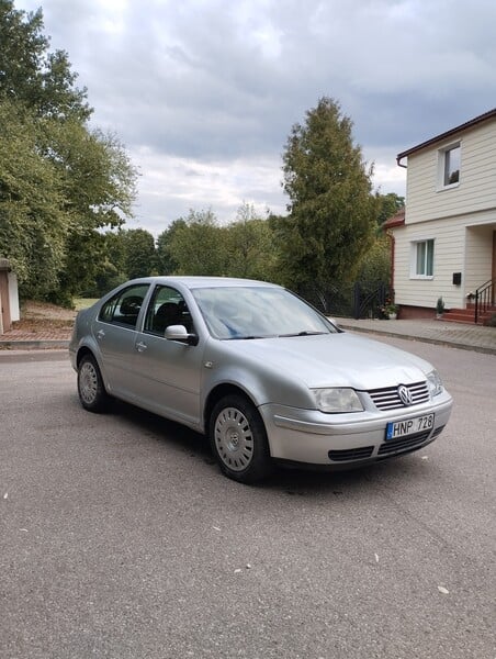 Volkswagen Bora 5527 Tdi 2000 y