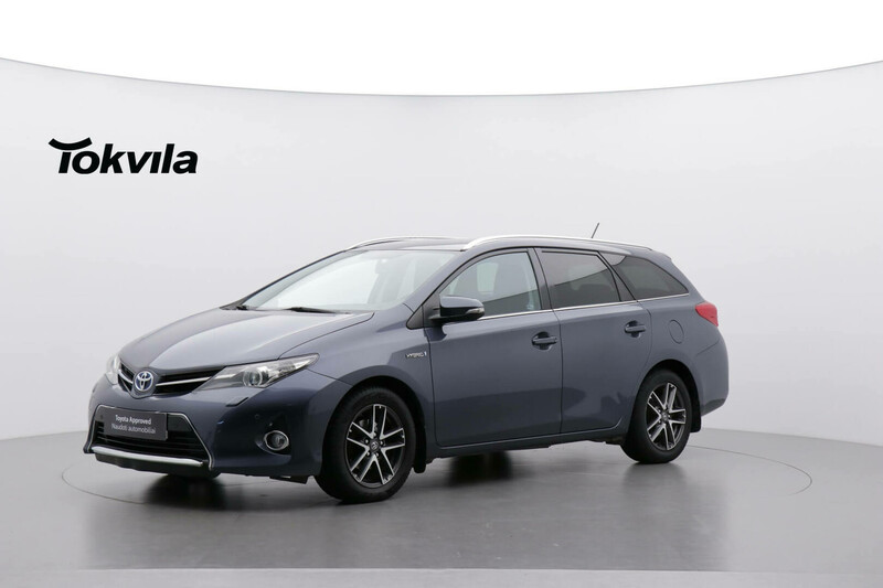 Toyota Auris 2014 y Wagon