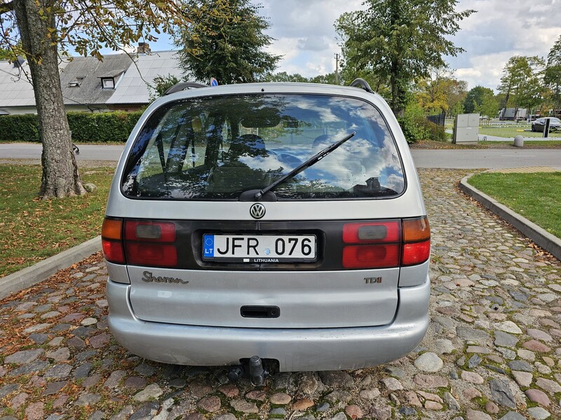 Photo 4 - Volkswagen Sharan 1998 y Van