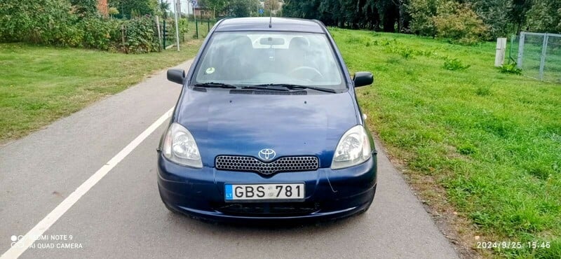 Toyota Yaris 2003 y Hatchback