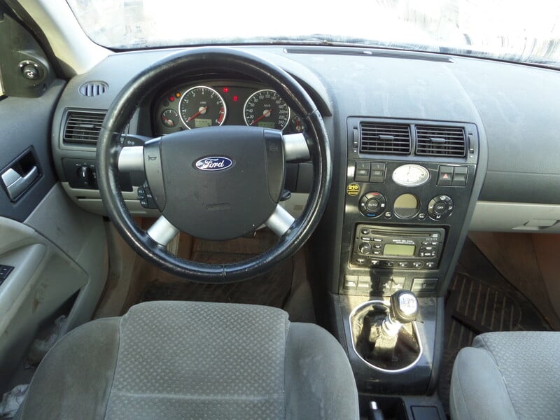 Photo 4 - Ford Mondeo 2001 y parts