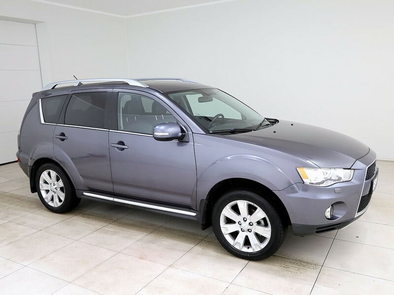 Mitsubishi Outlander 2010 г Внедорожник / Кроссовер