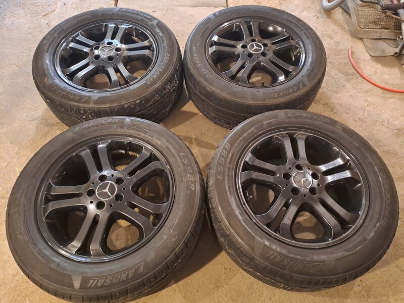 Light alloy R18 rims