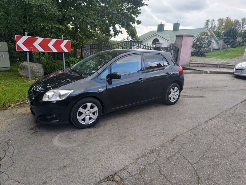 Toyota Auris 2008 г Хэтчбек