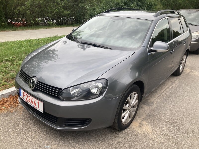 Photo 1 - Volkswagen Golf TDI BlueMot.EURO 5 2010 y