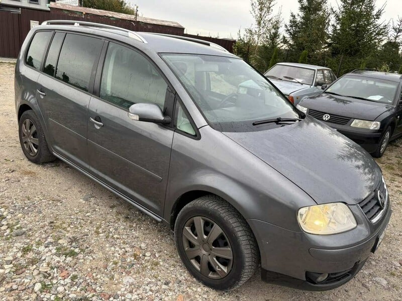 Volkswagen Touran 2004 m Hečbekas