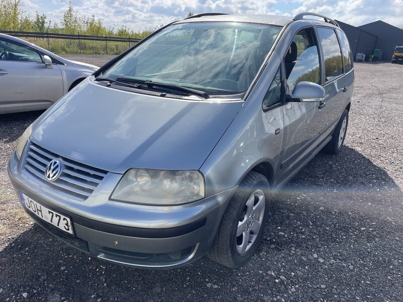 Volkswagen Sharan I 2004 г