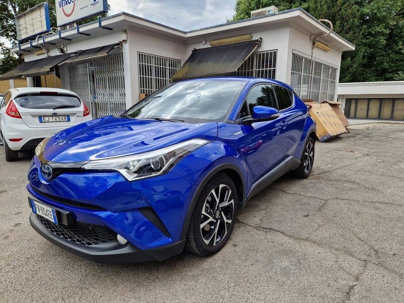 Toyota C-HR I 2019 y