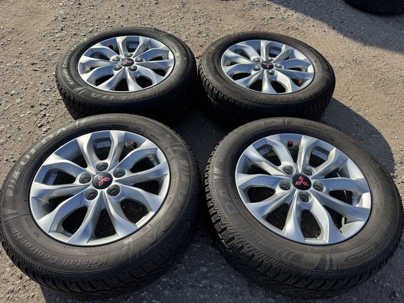 Mitsubishi Siunciam, 6.5J ET50 light alloy R16 rims