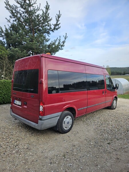 Photo 4 - Ford Transit 2012 y Minibus