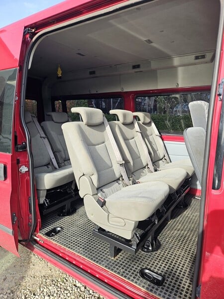 Photo 21 - Ford Transit 2012 y Minibus