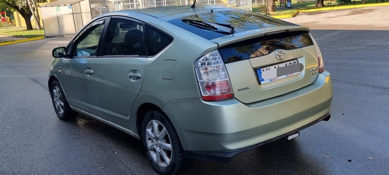 Toyota Prius 2007 y Hatchback