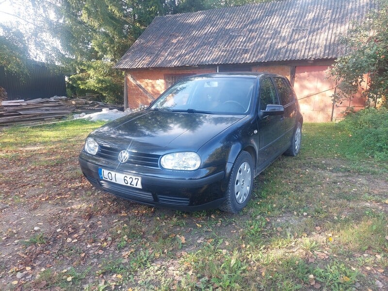 Volkswagen Golf 2001 y Sedan