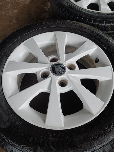 Photo 2 - Skoda Citigo light alloy R14 rims