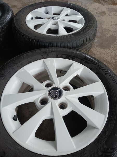 Photo 5 - Skoda Citigo light alloy R14 rims