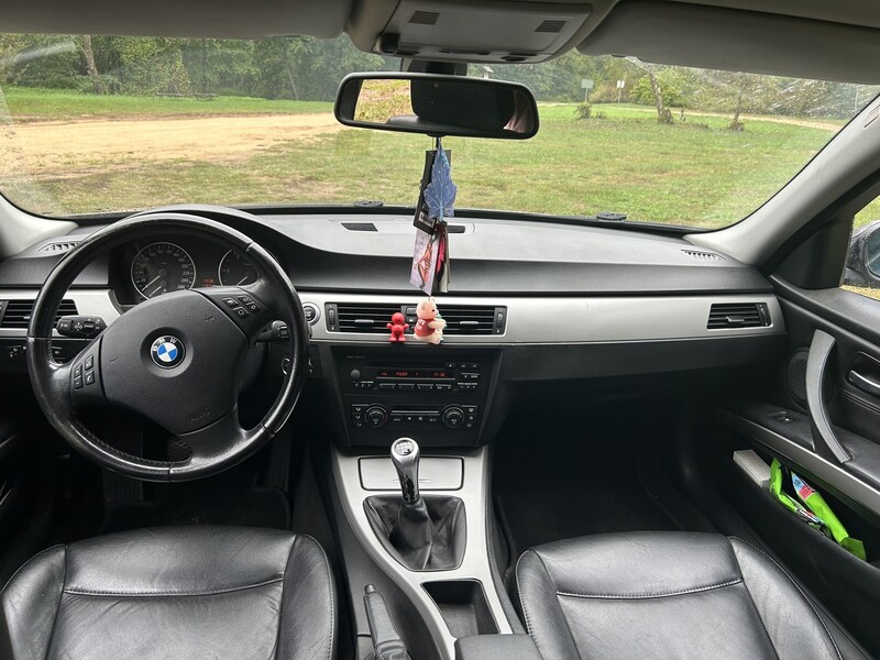 Nuotrauka 8 - Bmw 320 2005 m Universalas