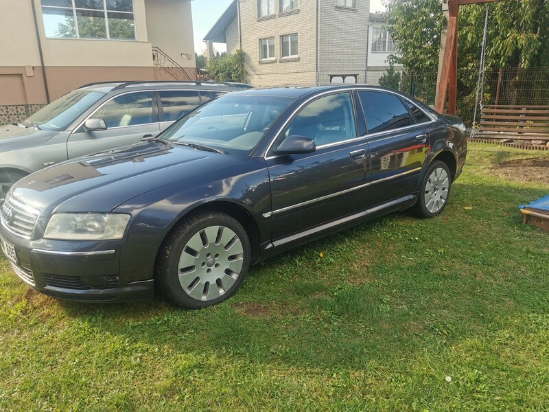 Audi A8 D3 2003 m