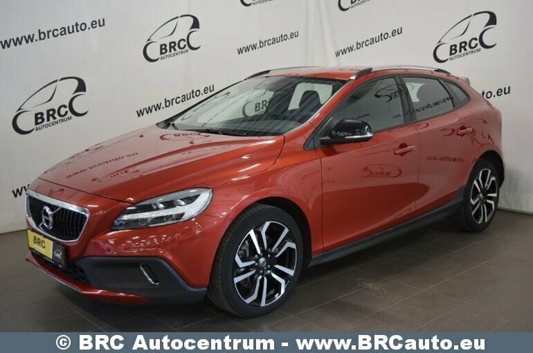 Volvo V40 Cross Country T3 A/T 2019 m