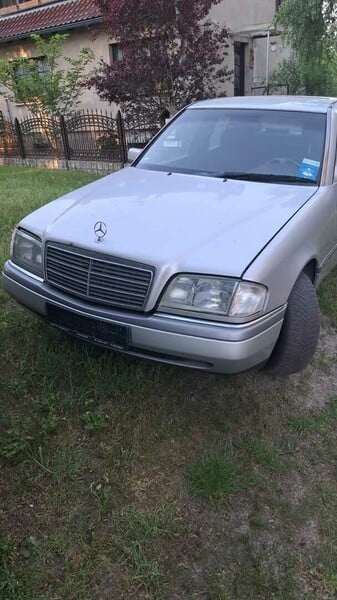 Mercedes-Benz C 180 1997 г Седан