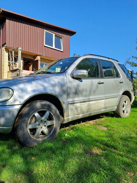 Фотография 2 - Mercedes-Benz ML 400 2003 г Внедорожник / Кроссовер