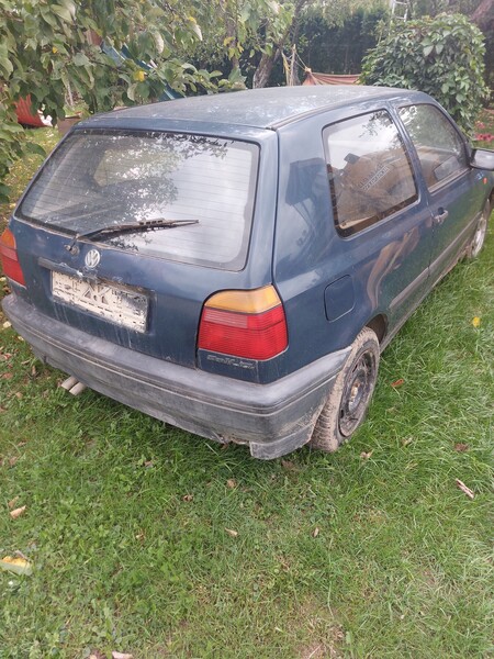 Photo 2 - Volkswagen Golf 1993 y Hatchback