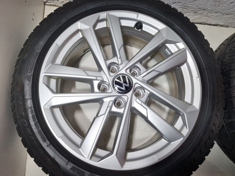 Photo 6 - Volkswagen Golf, Touran R17 Golf light alloy R17 rims