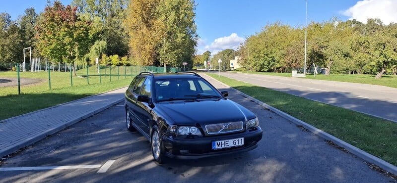 Photo 2 - Volvo V40 2000 y Wagon