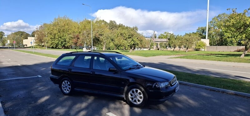 Photo 3 - Volvo V40 2000 y Wagon