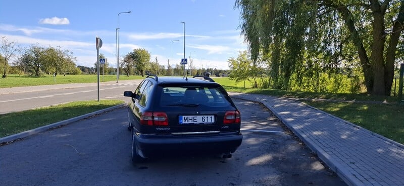 Photo 6 - Volvo V40 2000 y Wagon