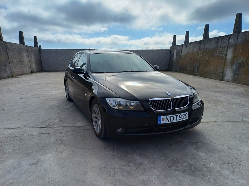 Bmw 325 E90 2006 y