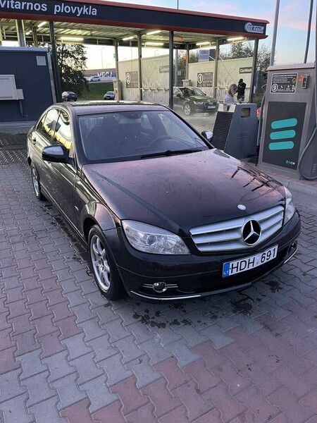 Mercedes-Benz 220 2007 m Sedanas