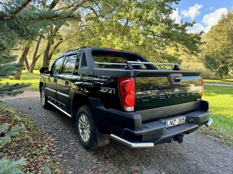 Chevrolet Avalanche 2003 y Pickup