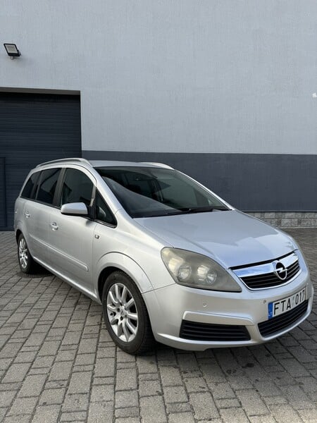 Photo 3 - Opel Zafira 2005 y Van